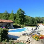 Very With On A Domain With Heated Pool * Roussines
