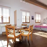 Very With On A Domain With Heated Pool * Roussines