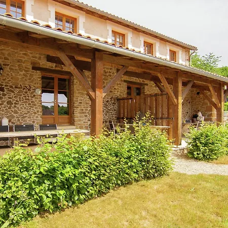 Holiday home Very Nice Cottage With Studio On A Domain With Heated Pool Roussines