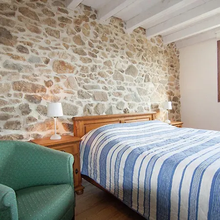 Very Nice Cottage With Studio On A Domain With Heated Pool Roussines