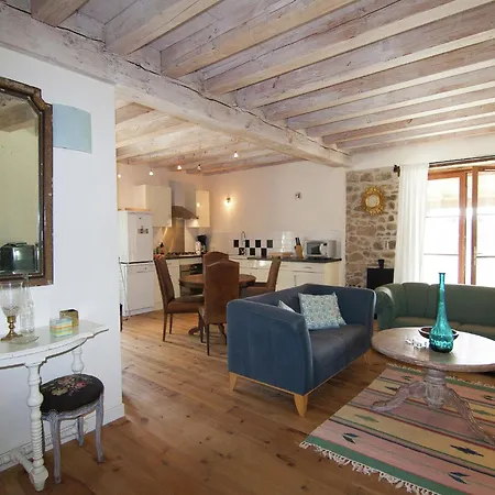 Holiday home Very Nice Cottage With Studio On A Domain With Heated Pool Roussines