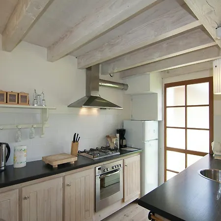 Very Nice Cottage With Studio On A Domain With Heated Pool * Roussines