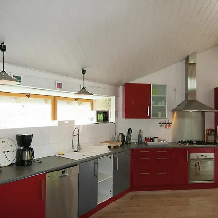 Very Nice Cottage With Studio On A Domain With Heated Pool * Roussines