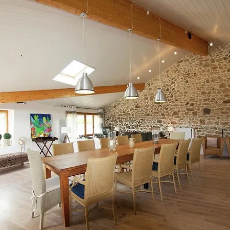 Very Nice Cottage With Studio On A Domain With Heated Pool Holiday home