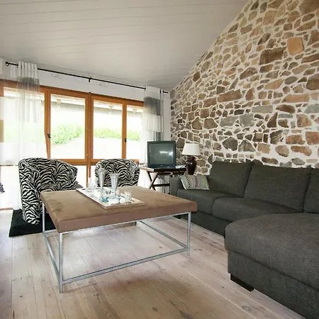 Very Nice Cottage With Studio On A Domain With Heated Pool Holiday home *