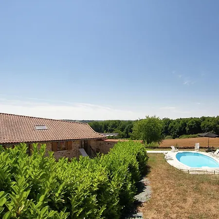 Very Nice Cottage With Studio On A Domain With Heated Pool Holiday home