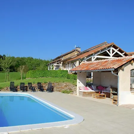 Very With On A Domain With Heated Pool * Roussines