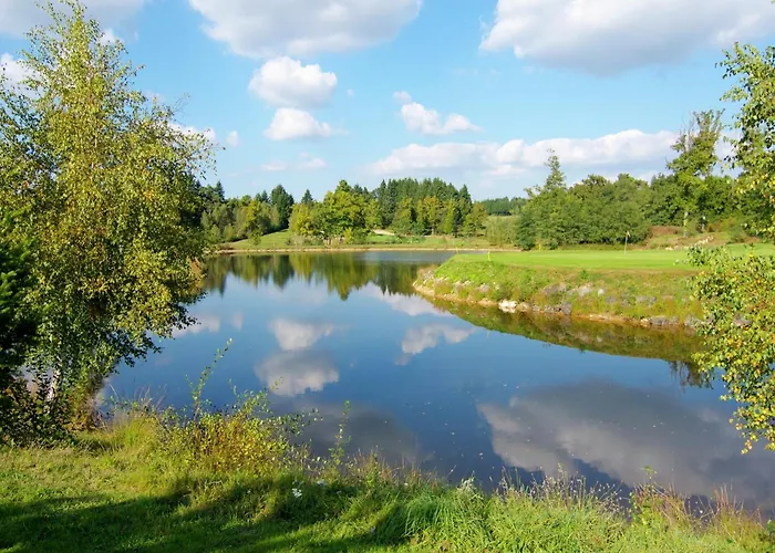 Very With On A Domain With Heated Pool Сasa de vacaciones *